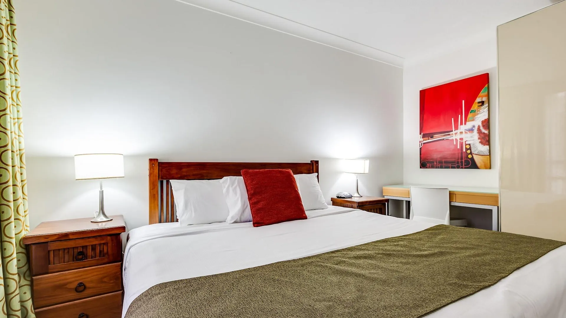 Hillcrest Apartment Hotel Brisbane 4*,  Australia