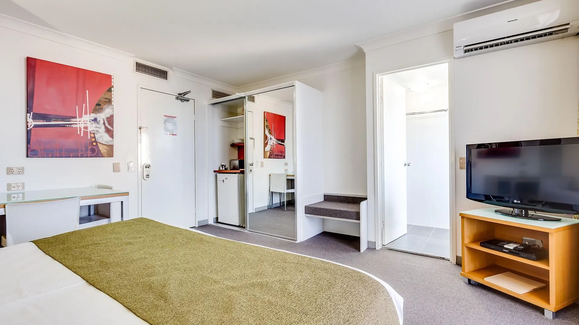 Hillcrest Apartment Hotel Brisbane 4*,  Australia