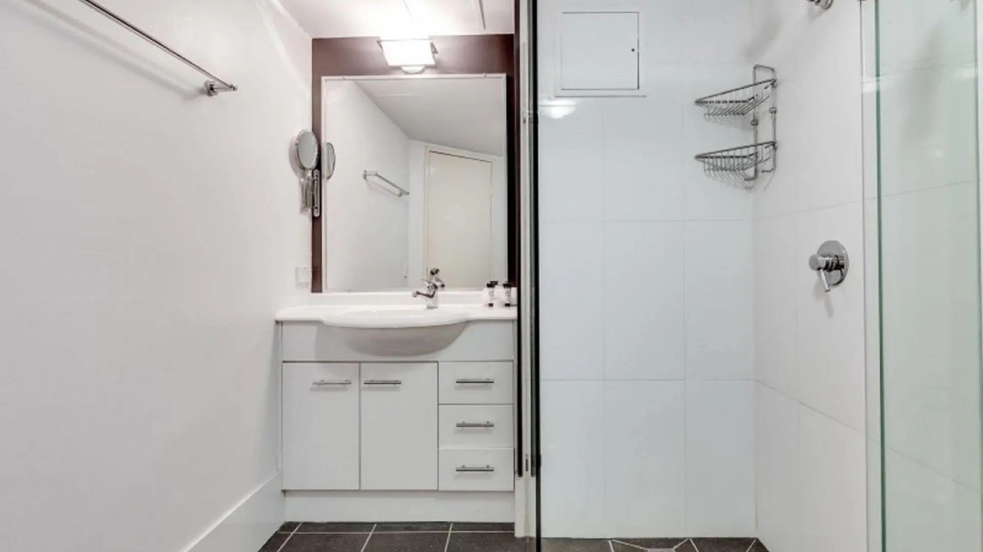 Hillcrest Apartment Hotel Brisbane